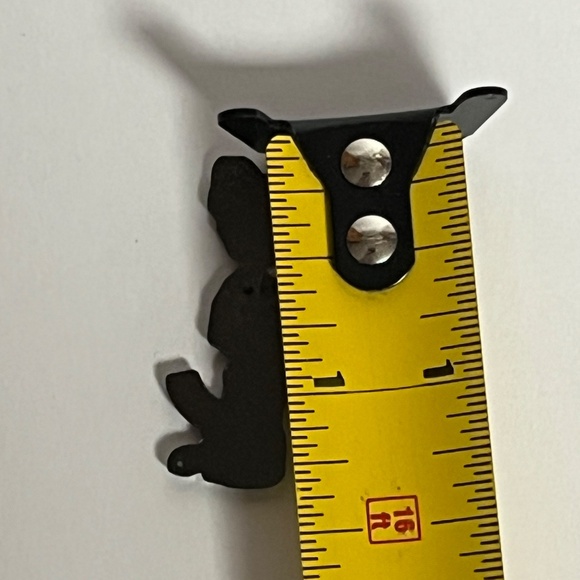 Kaws Glitter Gun Enamel Pin Hat Blue Pins Hats Hatpin New Era Cap Brooch Bag - Picture 7 of 8